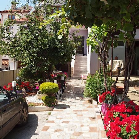 שטיניאן Apartments Zufic מראה חיצוני תמונה