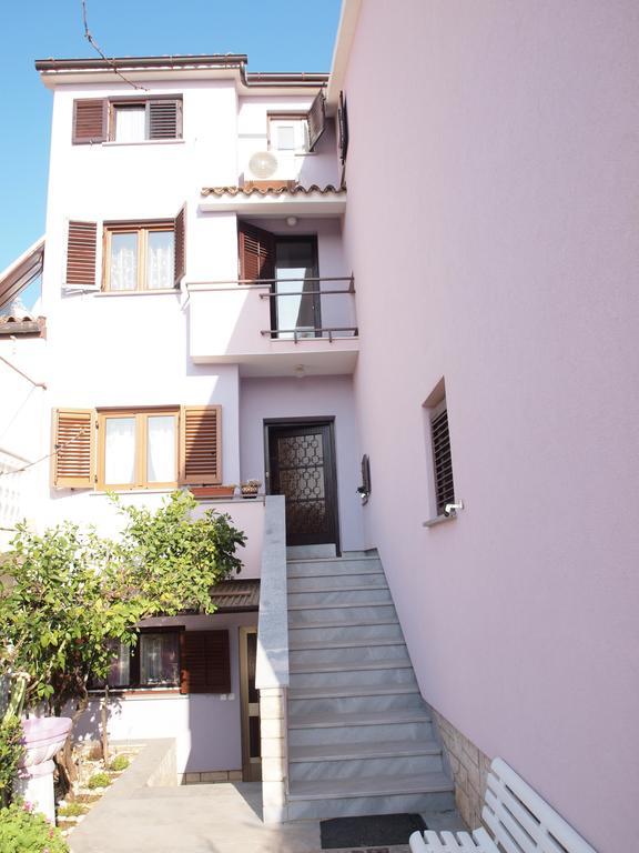 שטיניאן Apartments Zufic מראה חיצוני תמונה