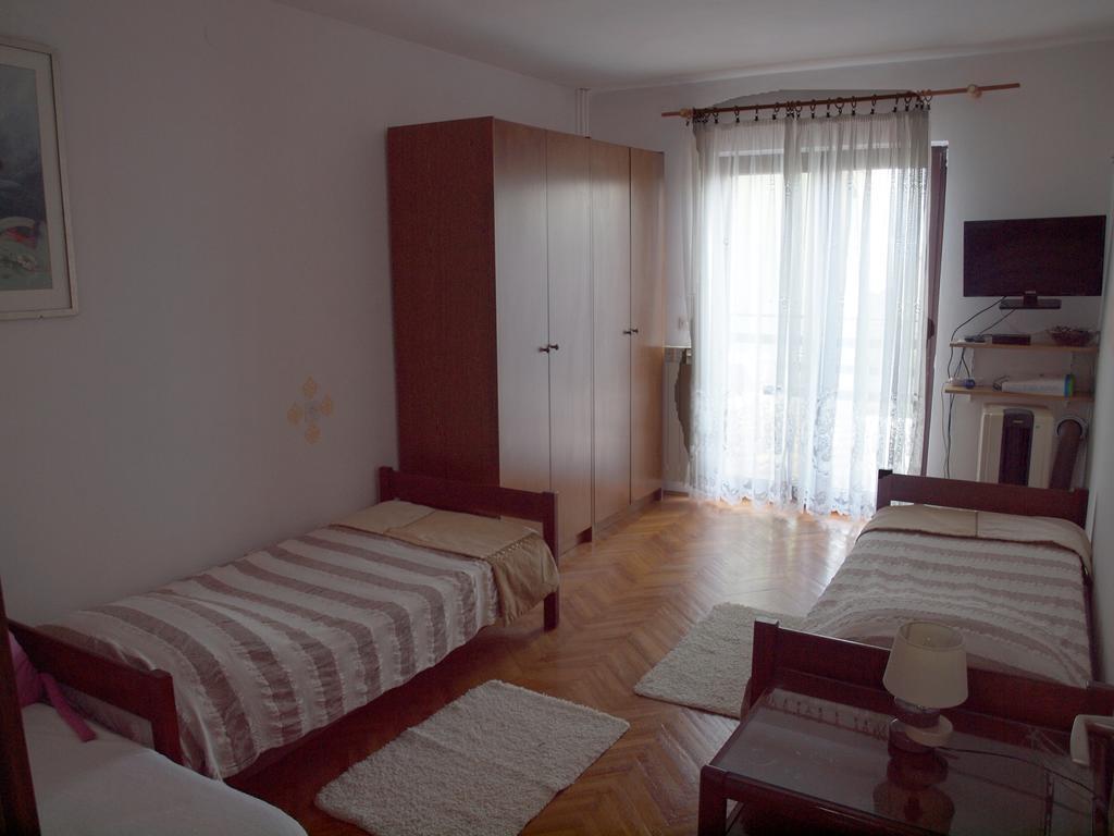 שטיניאן Apartments Zufic מראה חיצוני תמונה
